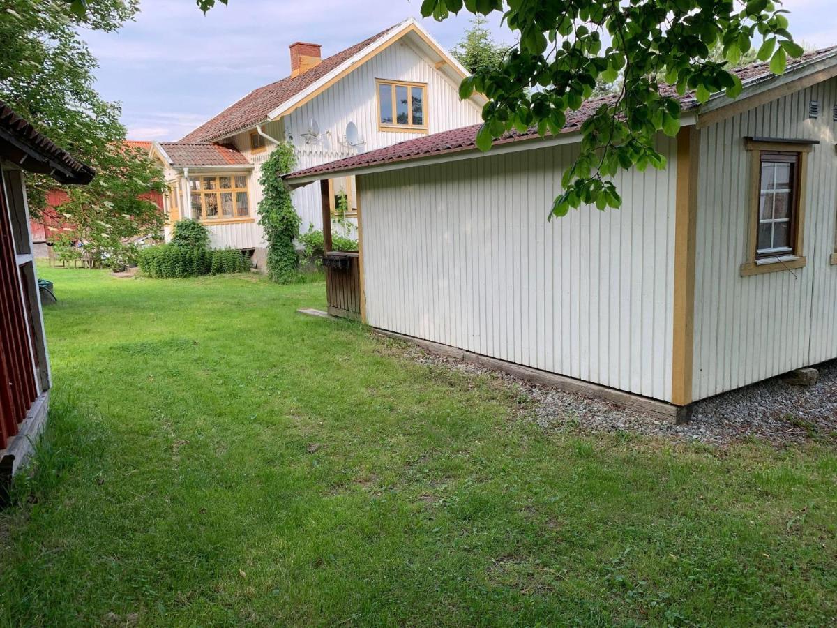 Naturnaera Gard I Tyfta Buitenkant foto